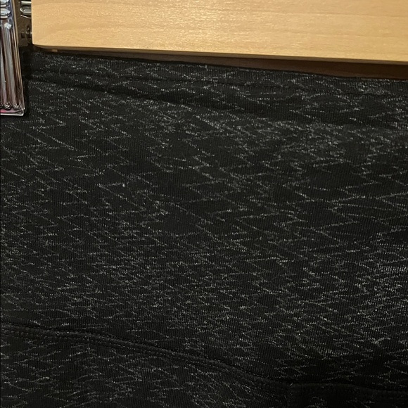 Athleta leggings Black High-Waisted yoga metallic pattern size XS - Picture 6 of 13